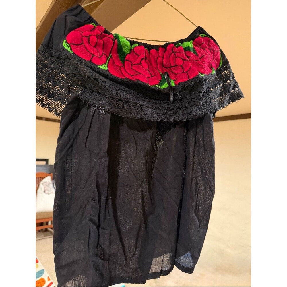 MEXICANA Black Off-Shoulder Blouse with Red Rose Embroidery